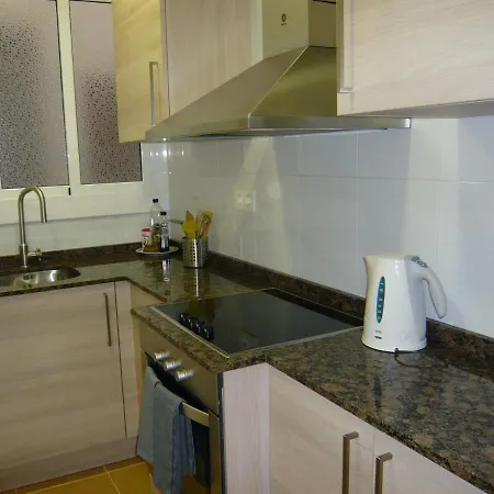 Conde Gueell Apartman *